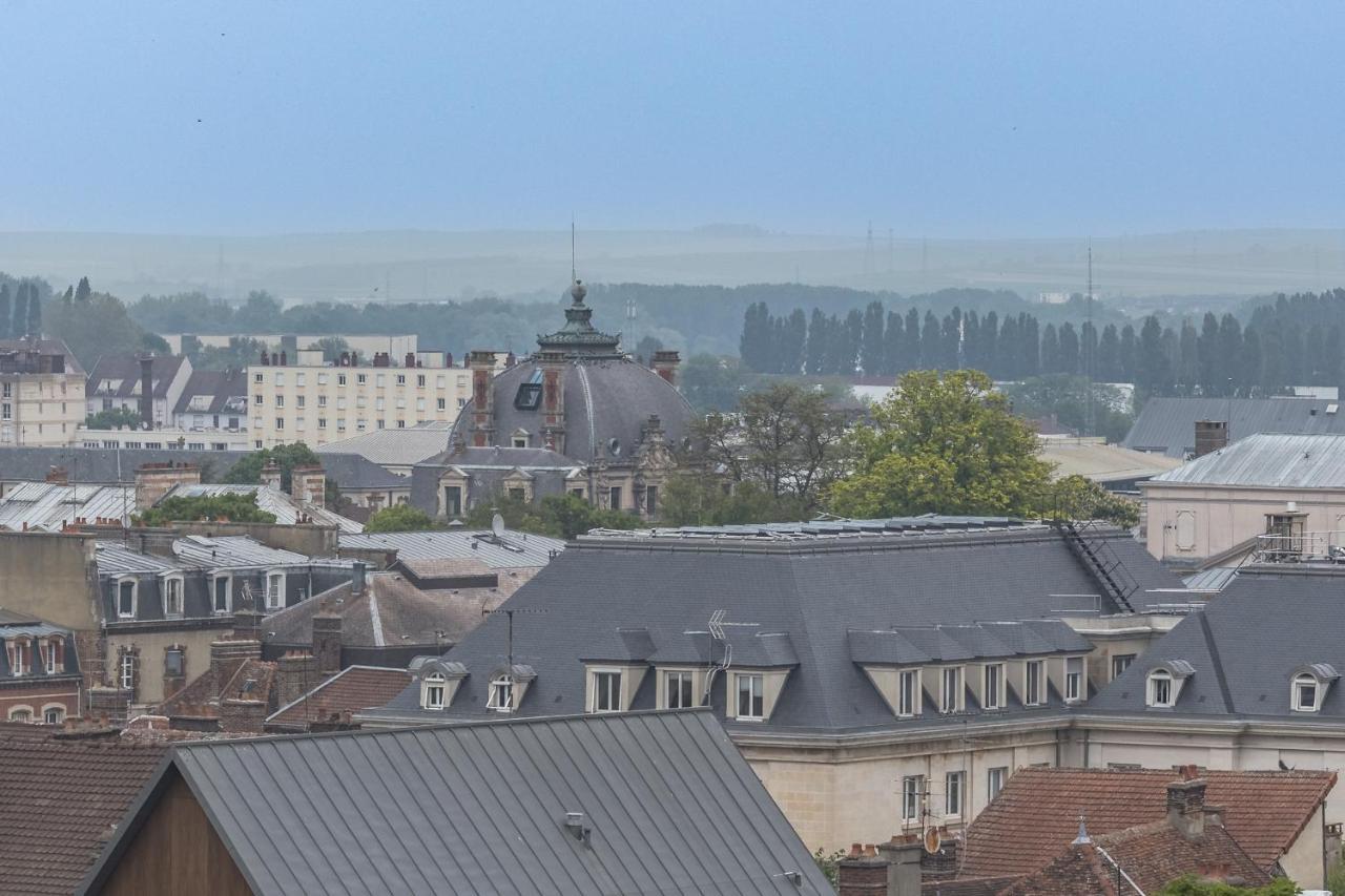Evasion Urbaine - Vue Panoramique - Proche Gare Apartment Troyes Luaran gambar